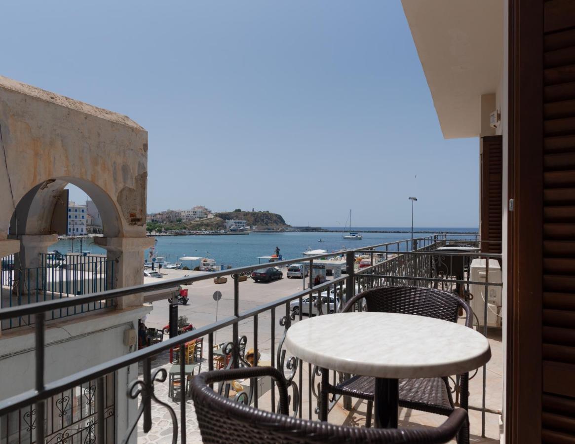 Poseidonio Hotel Тинос Екстериор снимка