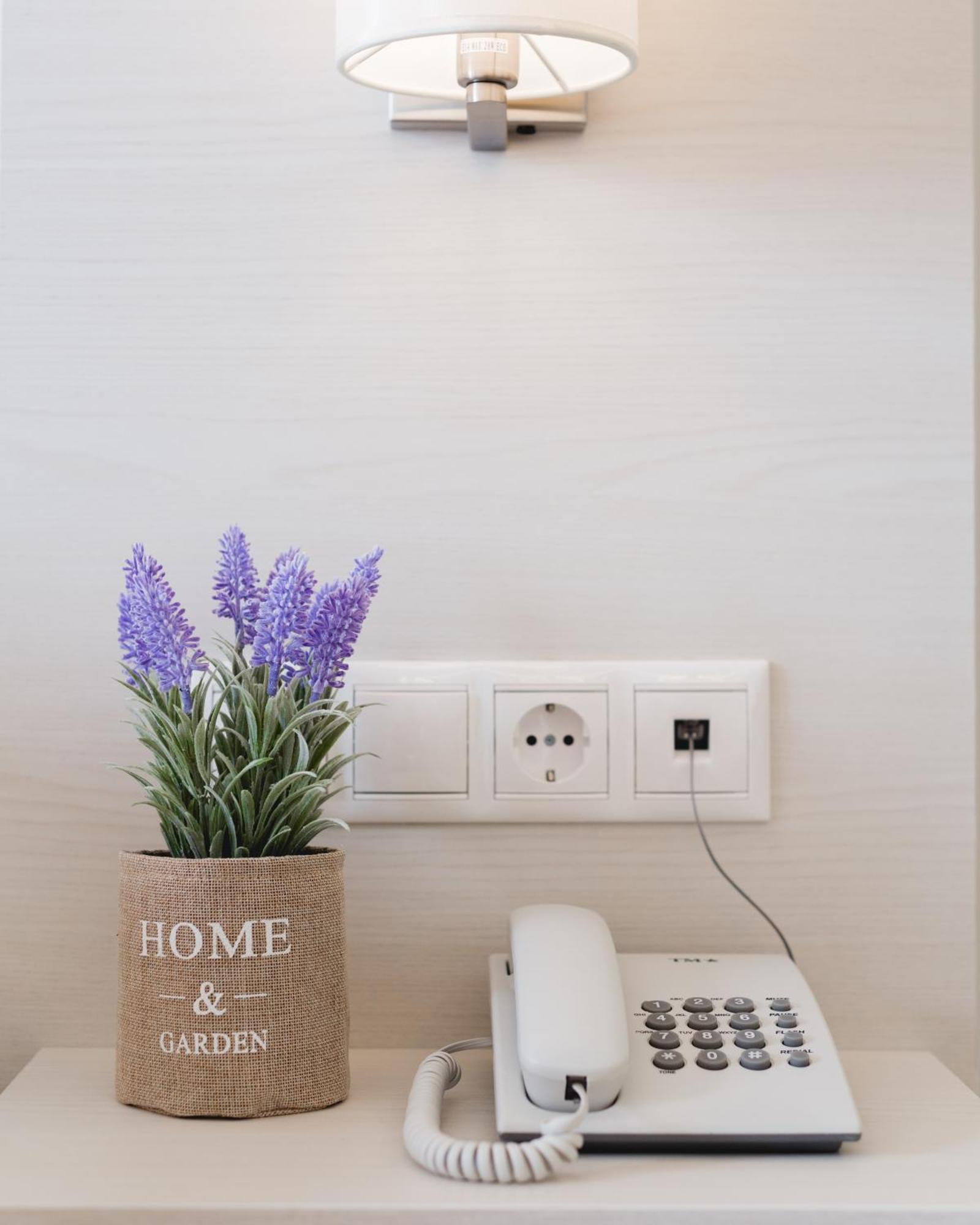 Poseidonio Hotel Тинос Екстериор снимка
