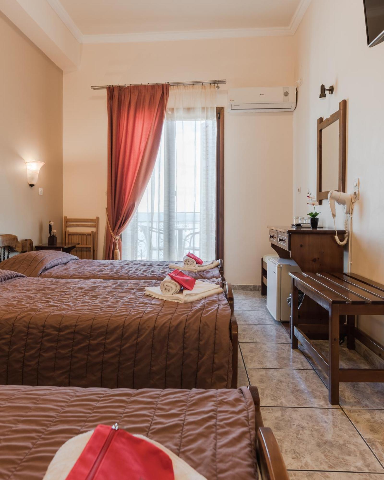 Poseidonio Hotel Тинос Екстериор снимка